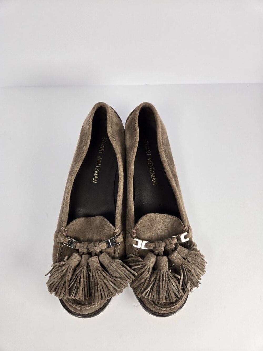 Stuart Weitzman Bannister Suede Tassel Loafers Pesto Taupe Size 8.5 N